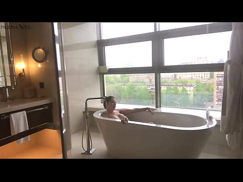 ❤️ Ogromna bejba strastno drka svojo pičko v kopalnici ❤❌ Porn video na sl.pornohammer.ru