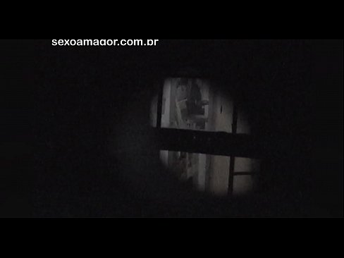 ❤️ Blondinko na skrivaj snema voajer iz soseske, skrit za votlimi opekami ❤❌ Porn video na sl.pornohammer.ru